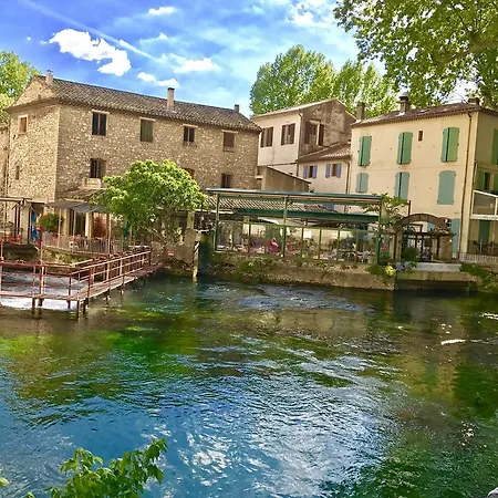 Holiday D'avignon Et Pinede *