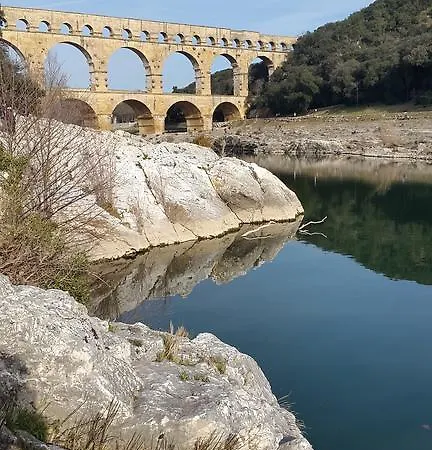Penzion Holiday D'avignon Et Pinede